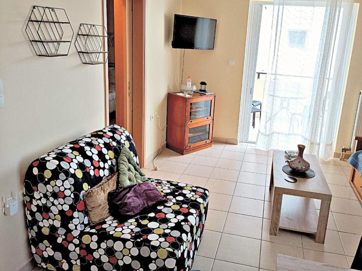 Evita Apartment Митикас Екстериор снимка