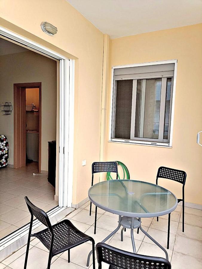 Evita Apartment Митикас Екстериор снимка