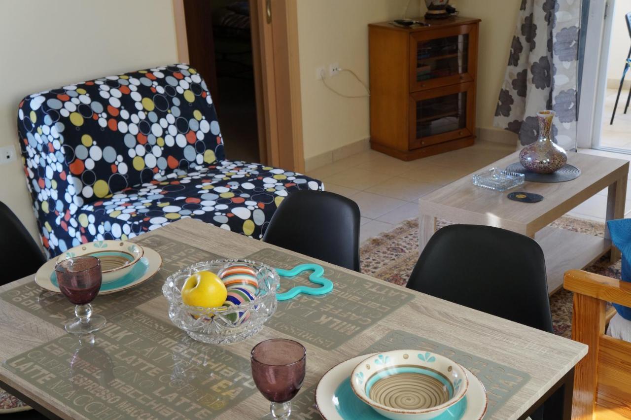 Evita Apartment Митикас Екстериор снимка